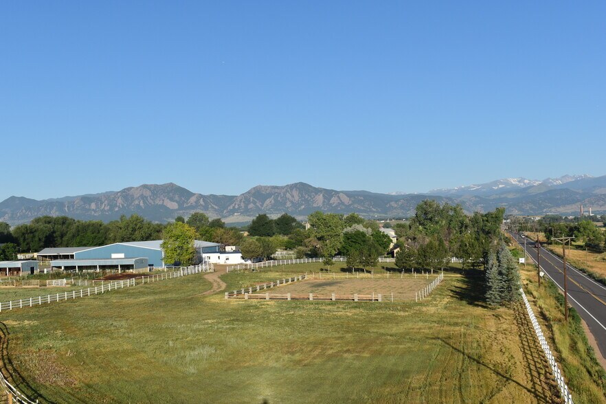 More Photos Of 8778 Arapahoe Rd, Boulder Horse Stables For Sale