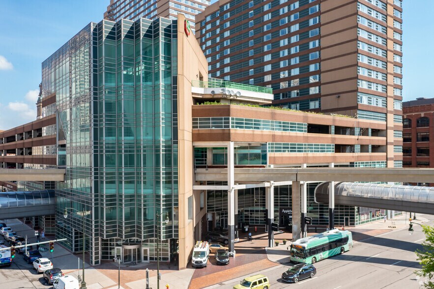 More Photos Of 333 E Jefferson Ave, Detroit Parking Garage For Lease