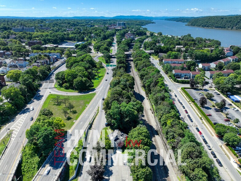 More Photos Of 56 Main St, Poughkeepsie Medical For Lease