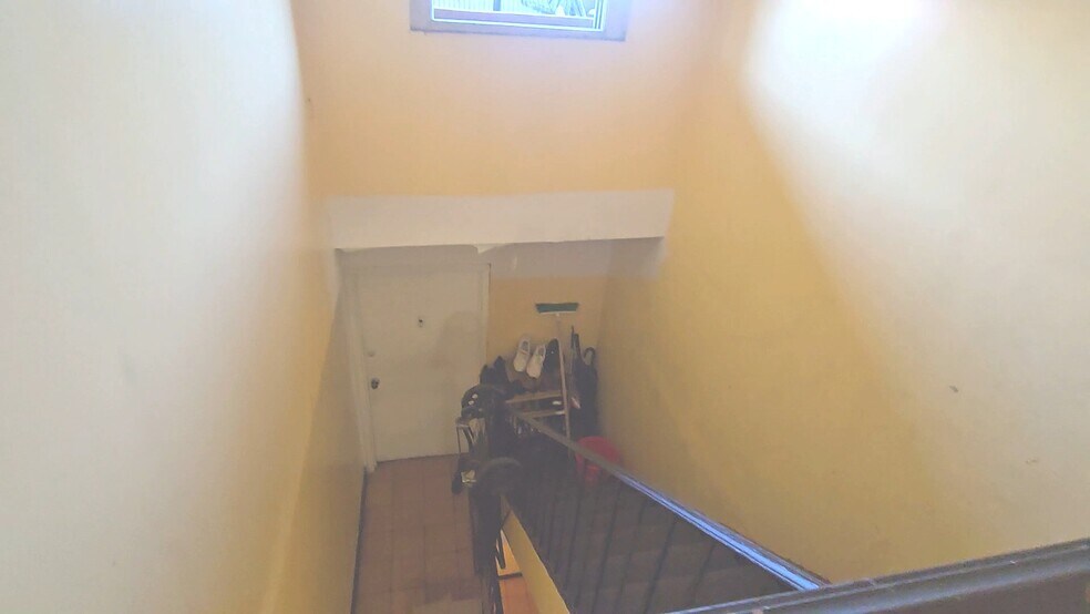 More Photos Of 11050-11052 Corona Ave, Flushing Apartments For Sale