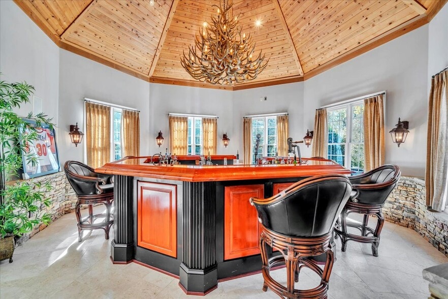 More Photos Of 2079 Highway 85, Senoia Specialty For Sale