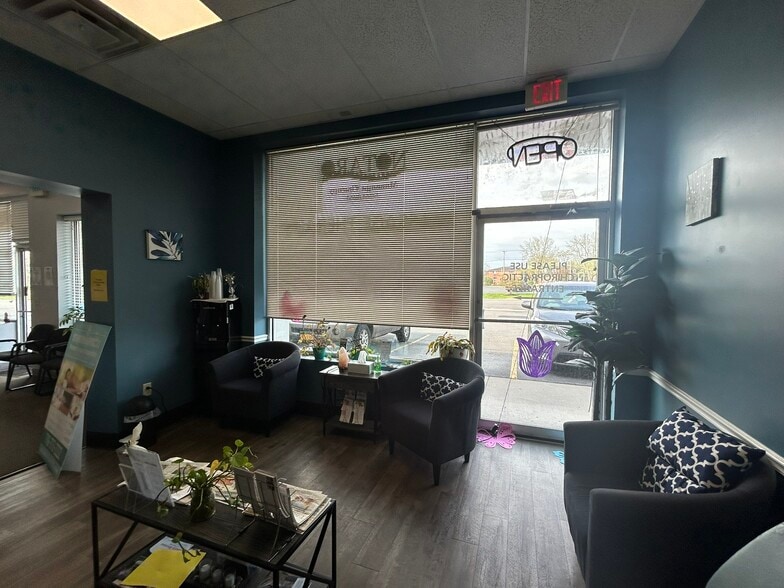 More Photos Of 2271-2283 Grand Island Blvd, Grand Island Storefront Retail Office For Lease
