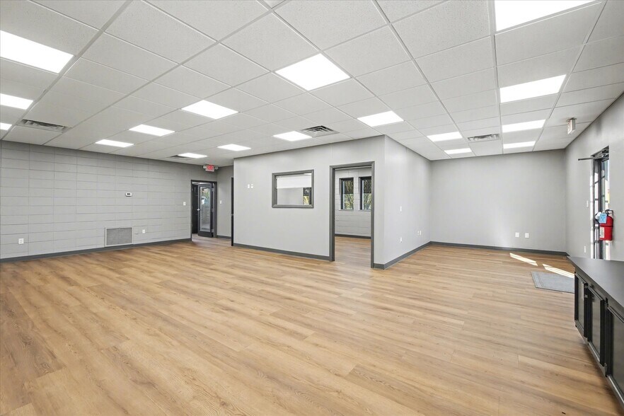 More Photos Of 369 Office Plaza Dr, Tallahassee Office For Lease