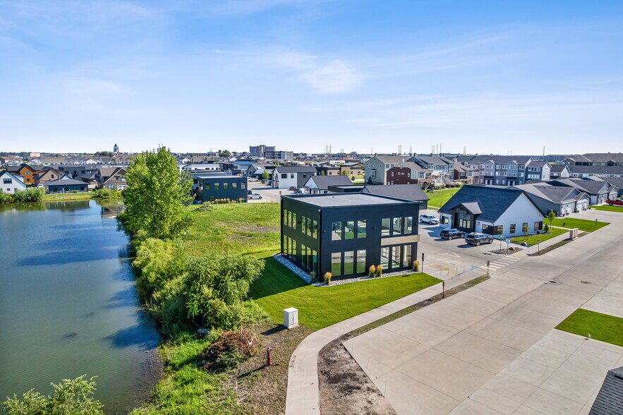 More Photos Of 3344 5th Way E, West Fargo Office For Lease
