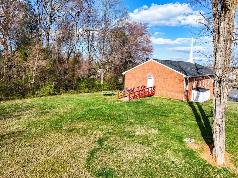 More Photos Of 1600 N Main St, Culpeper Lodge Meeting Hall For Sale