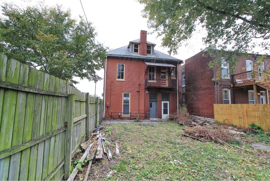 More Photos Of 3133 Cherokee St, Saint Louis Storefront Retail Office For Sale