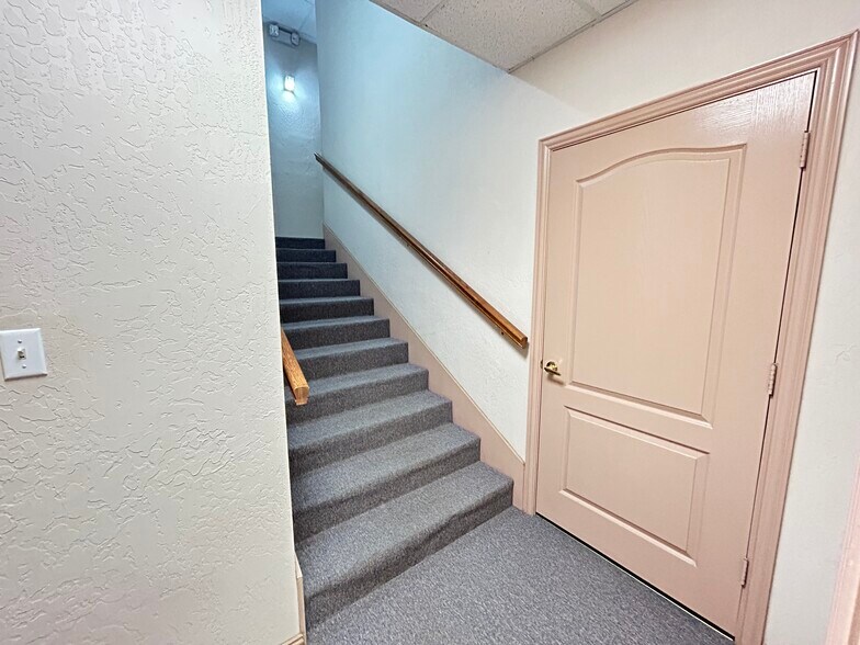 More Photos Of 1610 Posey Ln, Sulphur Springs Office For Sale