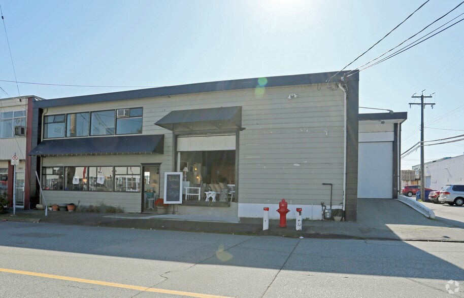 More Photos Of 1175 W 15th St, North Vancouver Warehouse For Lease