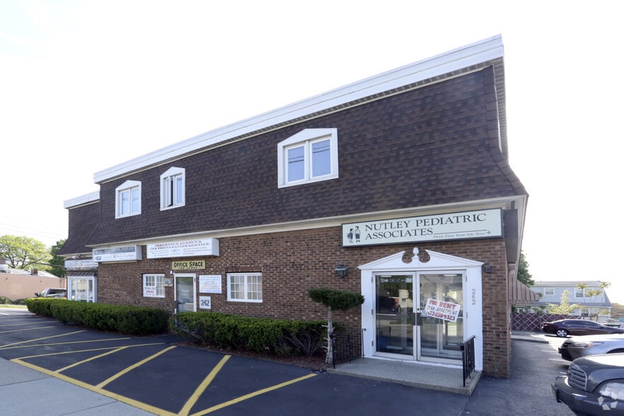 More Photos Of 242 Washington Ave, Nutley Office For Lease