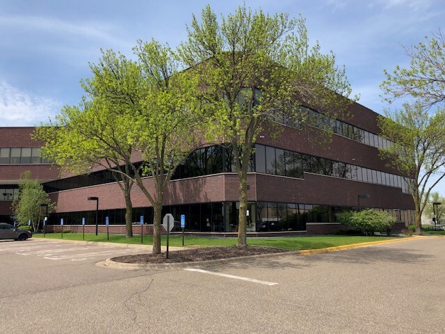 Primary Photo Of 7225 Northland Dr, Brooklyn Park Office For Lease