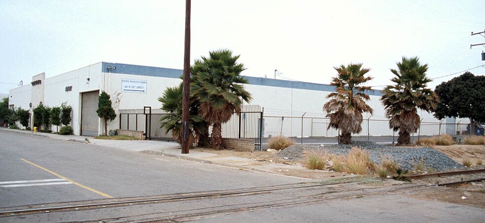 More Photos Of 360-366 W 132nd St, Los Angeles Industrial For Sale