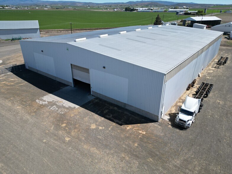 More Photos Of 8270 Tjossem Rd, Ellensburg Distribution For Lease