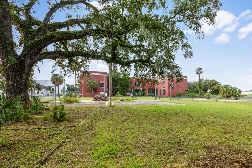 More Photos Of 1221 E 16th St, Jacksonville Schools For Sale