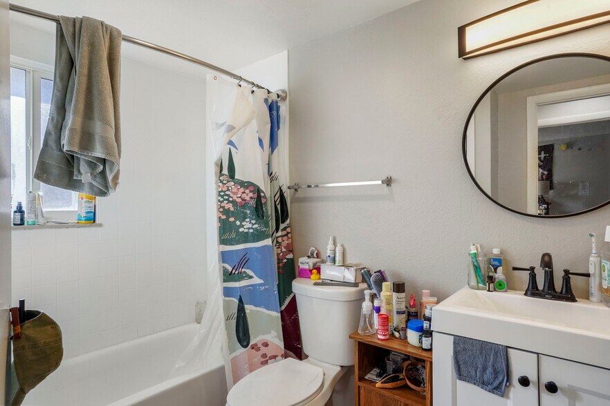 More Photos Of 25 N 31st St, Colorado Springs Apartments For Sale