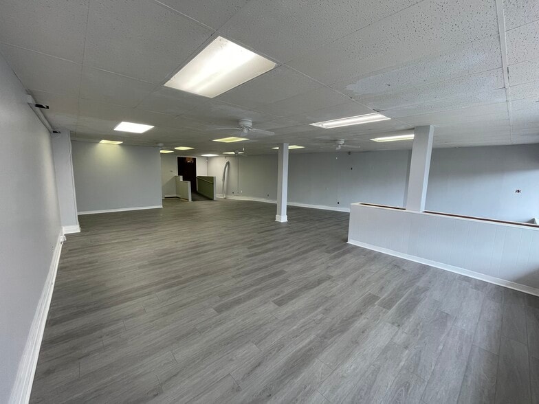 More Photos Of 2 S West Blvd, Newfield Storefront Retail Office For Lease