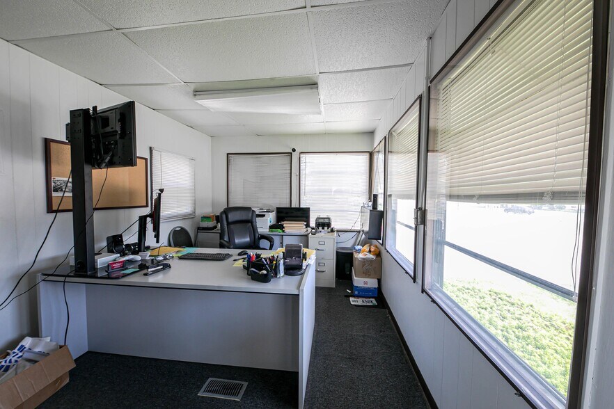 More Photos Of 106 W Main St, Enon Auto Dealership For Sale