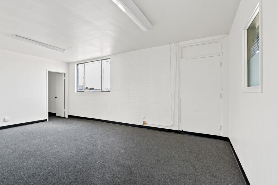 More Photos Of 11592 Anabel, Garden Grove Service For Sale