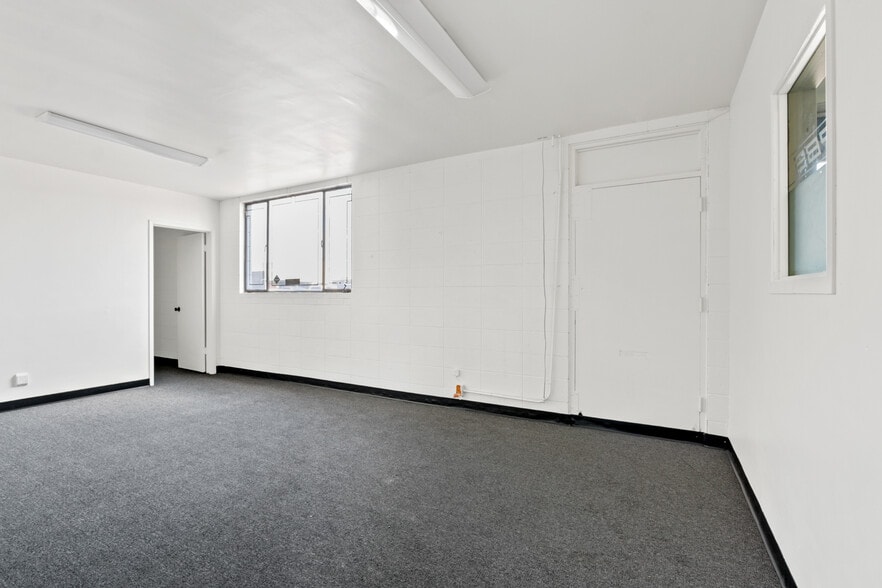 More Photos Of 11592 Anabel, Garden Grove Service For Sale