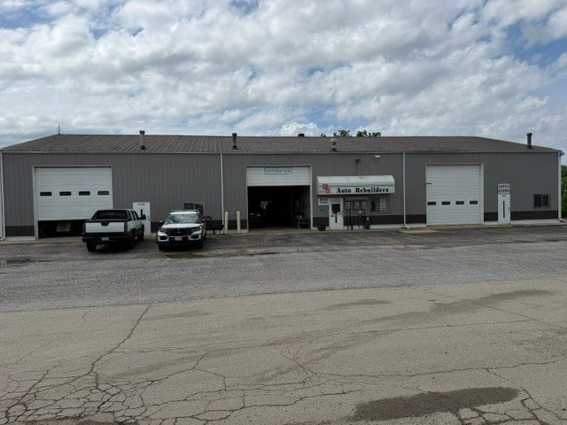 More Photos Of 11133-11137 W 189th Pl, Mokena Warehouse For Lease