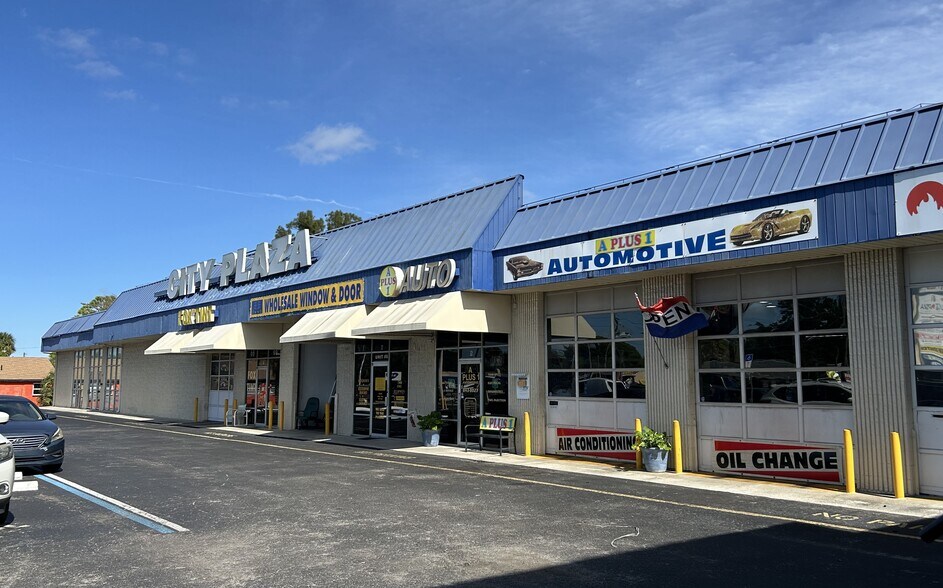 More Photos Of 7400 US Highway 19, New Port Richey Storefront For Lease