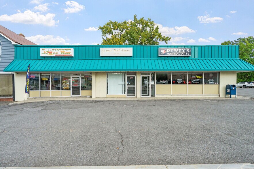 More Photos Of 175-179 Columbia Tpke, Rensselaer Storefront For Sale