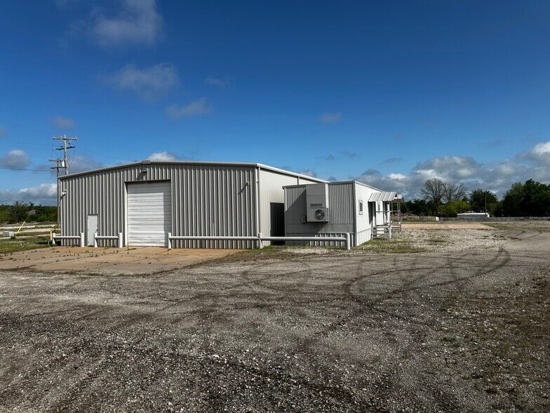 More Photos Of 8000 W 6th Ave, Stillwater Industrial For Lease