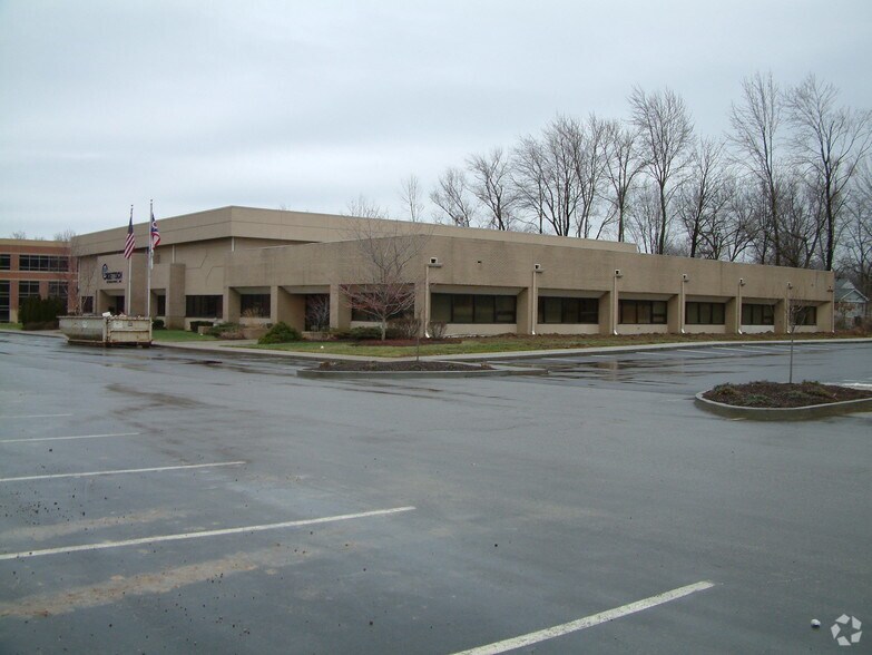More Photos Of 9850-9852 Redhill Dr, Blue Ash Office For Lease