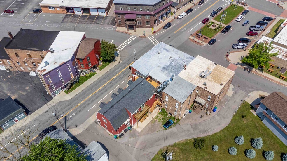 More Photos Of 1 Public Sq, Holley Apartments For Sale