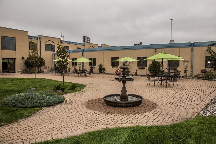 More Photos Of 1340 21st Ave S, Fargo Hotel For Sale