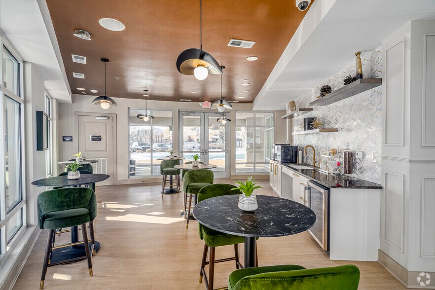 More Photos Of 601 W Bacon St, Richmond Apartments For Sale