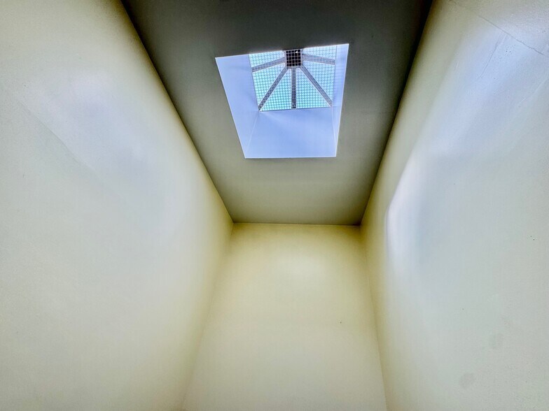 More Photos Of 86-20 57th Rd, Elmhurst Apartments For Sale