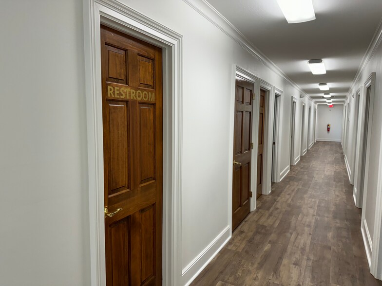 More Photos Of 416 Gordon Ave, Thomasville Medical For Lease