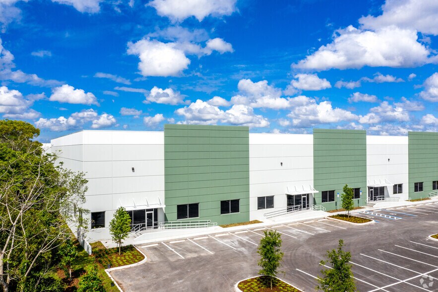 More Photos Of 3401 Mercy Star Ct, Orlando Unknown For Lease