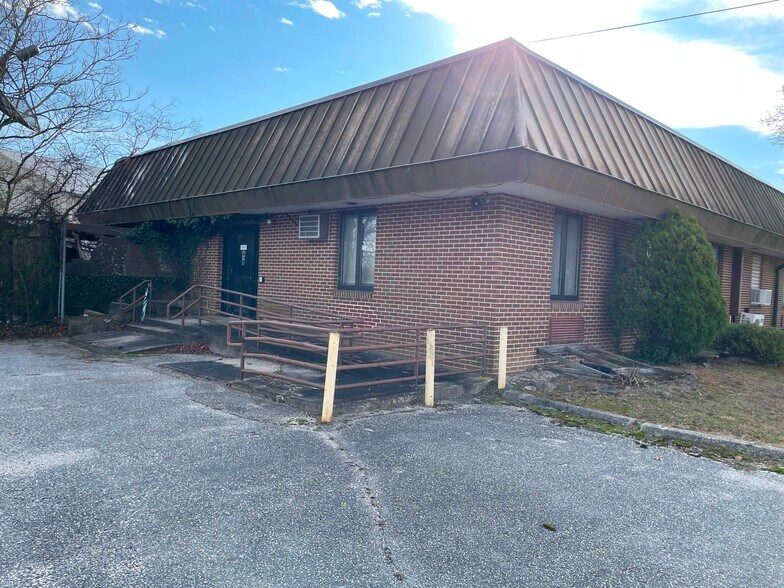 More Photos Of 7 Gifford Rd, Tuckerton Office For Sale