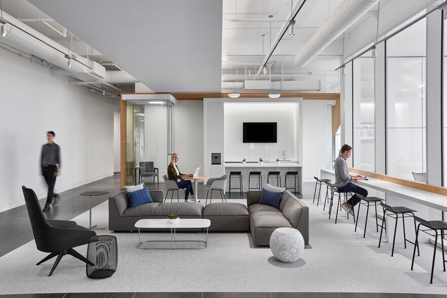 More Photos Of 7950 Legacy Dr, Plano Office For Lease