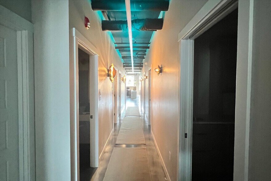 More Photos Of 237 Belgrade Ave, Mankato Storefront Retail Residential For Sale