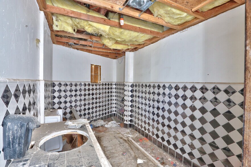 More Photos Of 2249 N Palm Canyon Dr, Palm Springs Hospitality For Sale