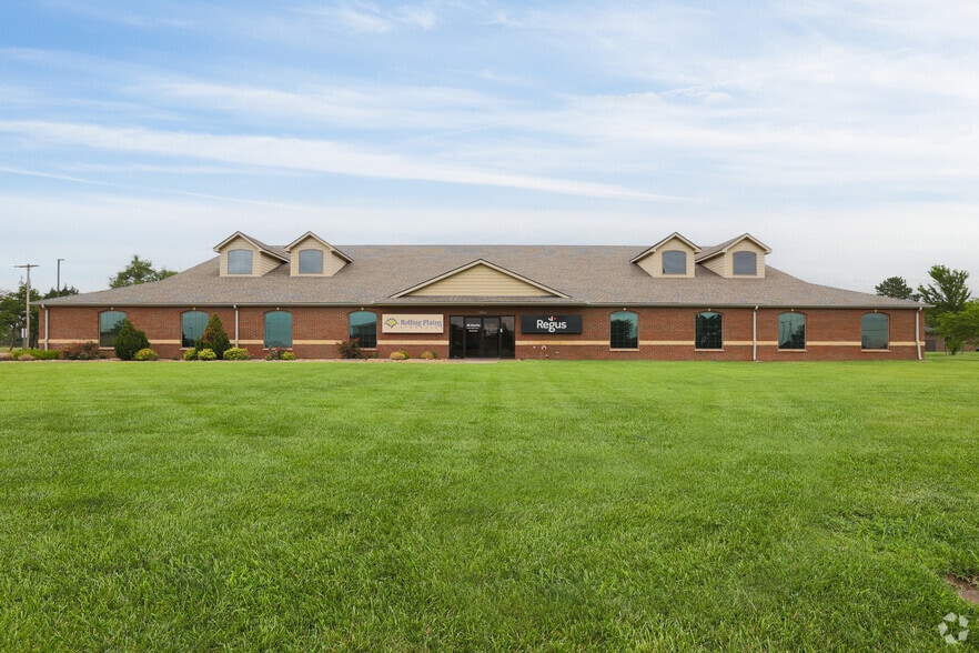 More Photos Of 1632 E 23rd Ave, Hutchinson Office For Lease