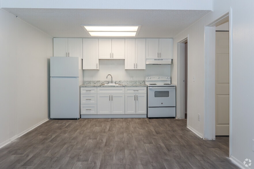 More Photos Of 4990 North Ln, Orlando Apartments For Sale