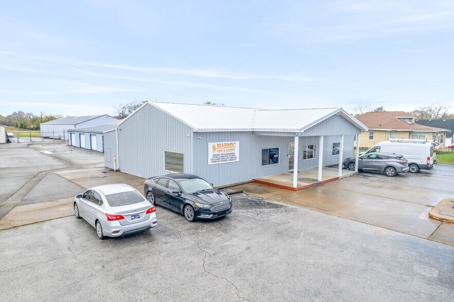 More Photos Of 1411 W 7th St, Hopkinsville Self Storage For Sale