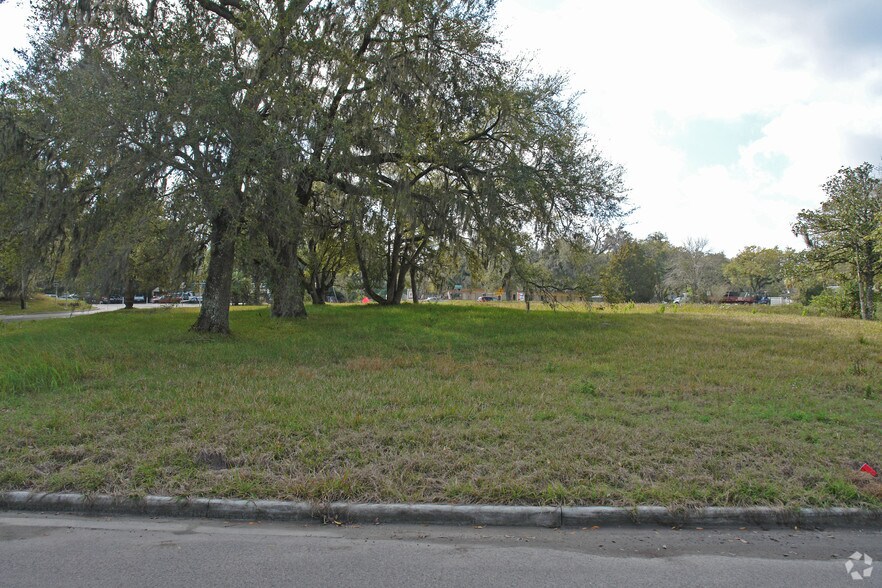 More Photos Of 615 Old Hospital Dr, Brooksville Land For Sale