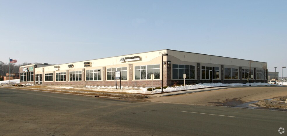 More Photos Of 15650 N 36th Ave, Plymouth Office For Lease