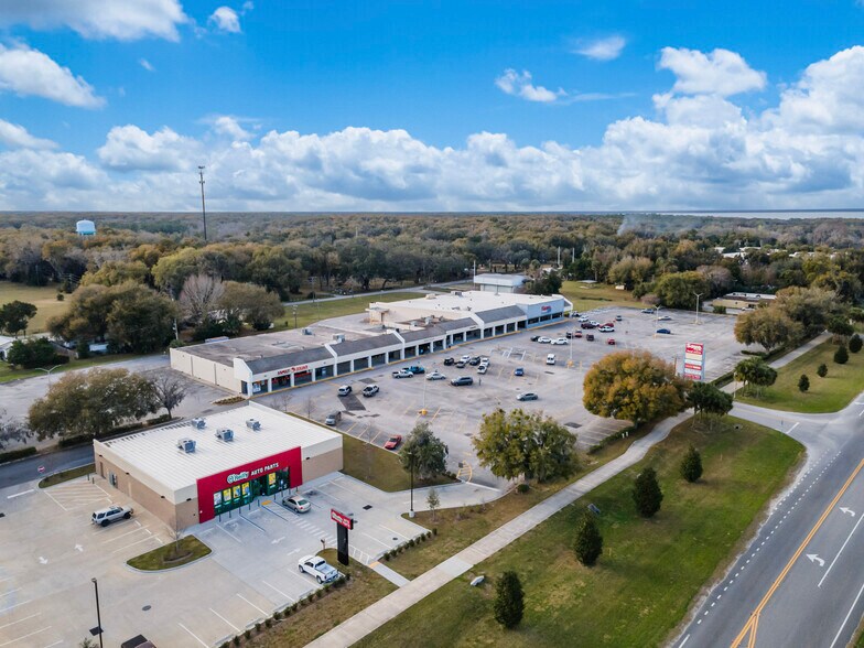 More Photos Of 915 N Summit St, Crescent City Unknown For Lease