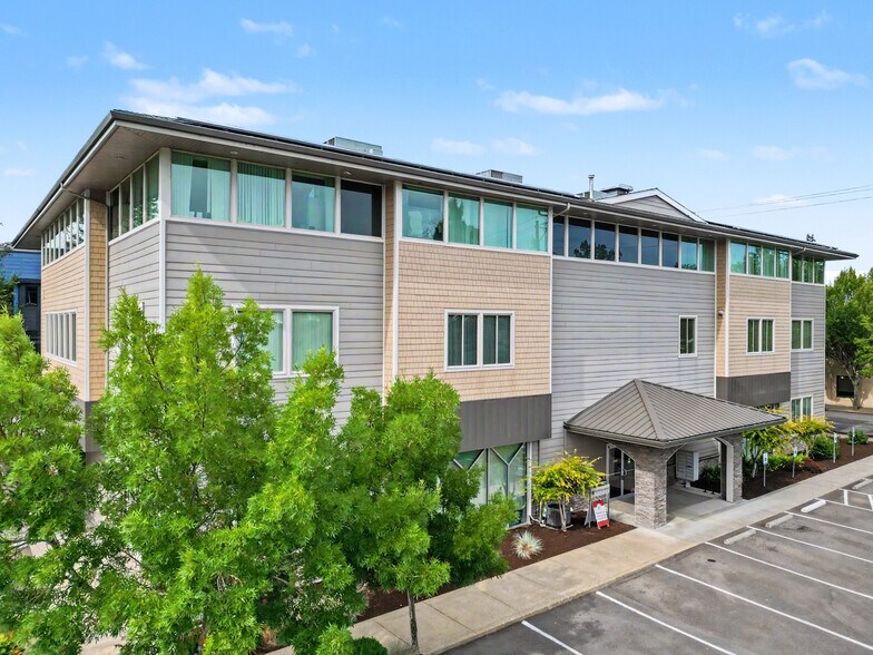 More Photos Of 925-935 Commercial St SE, Salem Medical For Sale