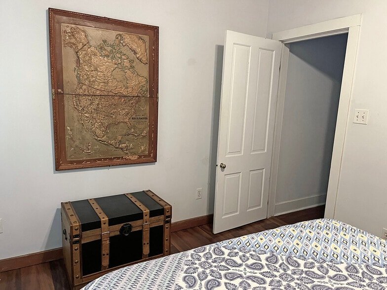 More Photos Of 522 N 7th Ave, Pensacola Multifamily For Sale