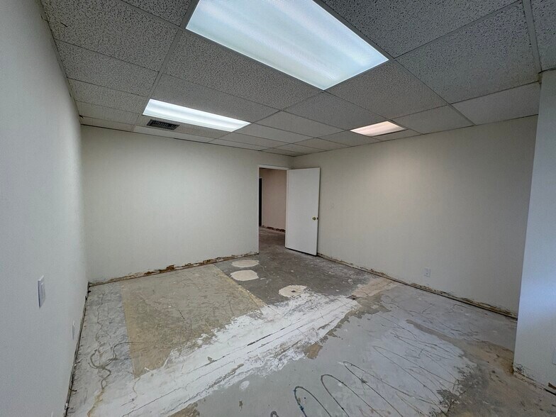 More Photos Of 17871 Santiago Blvd, Orange Medical For Lease