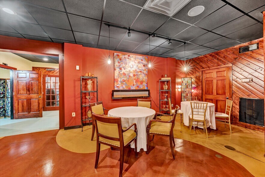 More Photos Of 106 Stoney Battery Rd, Troutville Restaurant For Sale