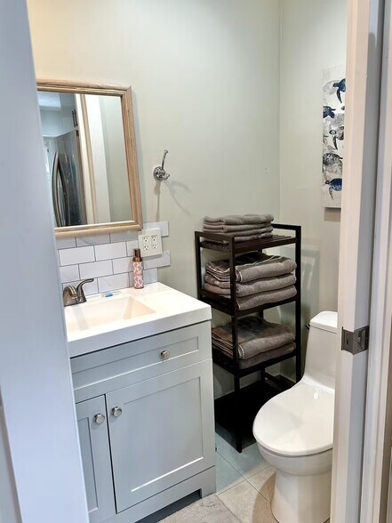 More Photos Of 940 Charles St, West Palm Beach Multifamily For Sale