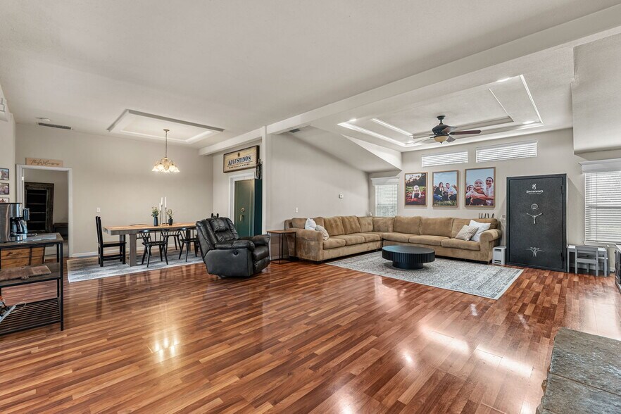 More Photos Of 3106 Golden Gate Dr, Napa Flex For Sale