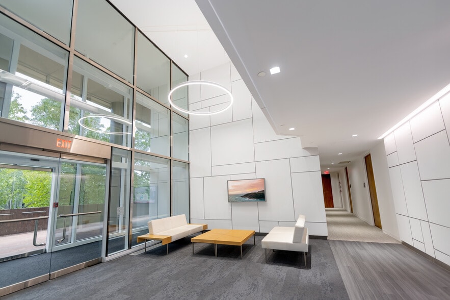 More Photos Of 11350 Random Hills Rd, Fairfax Office For Lease